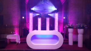 DJ Booth | Ovaal | Wit